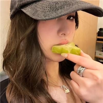 珠玉在侧