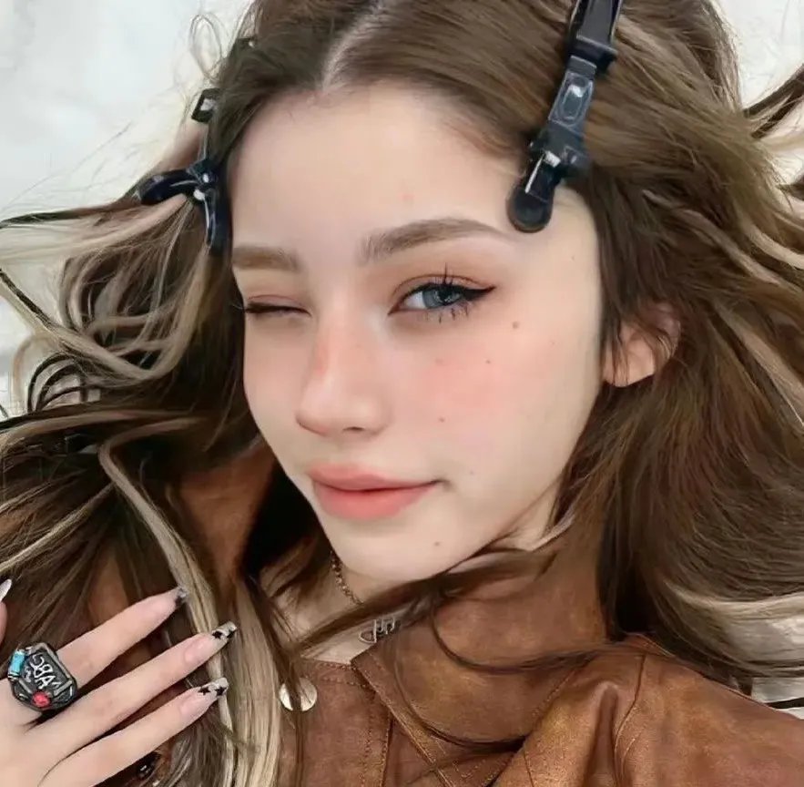坠爱少女